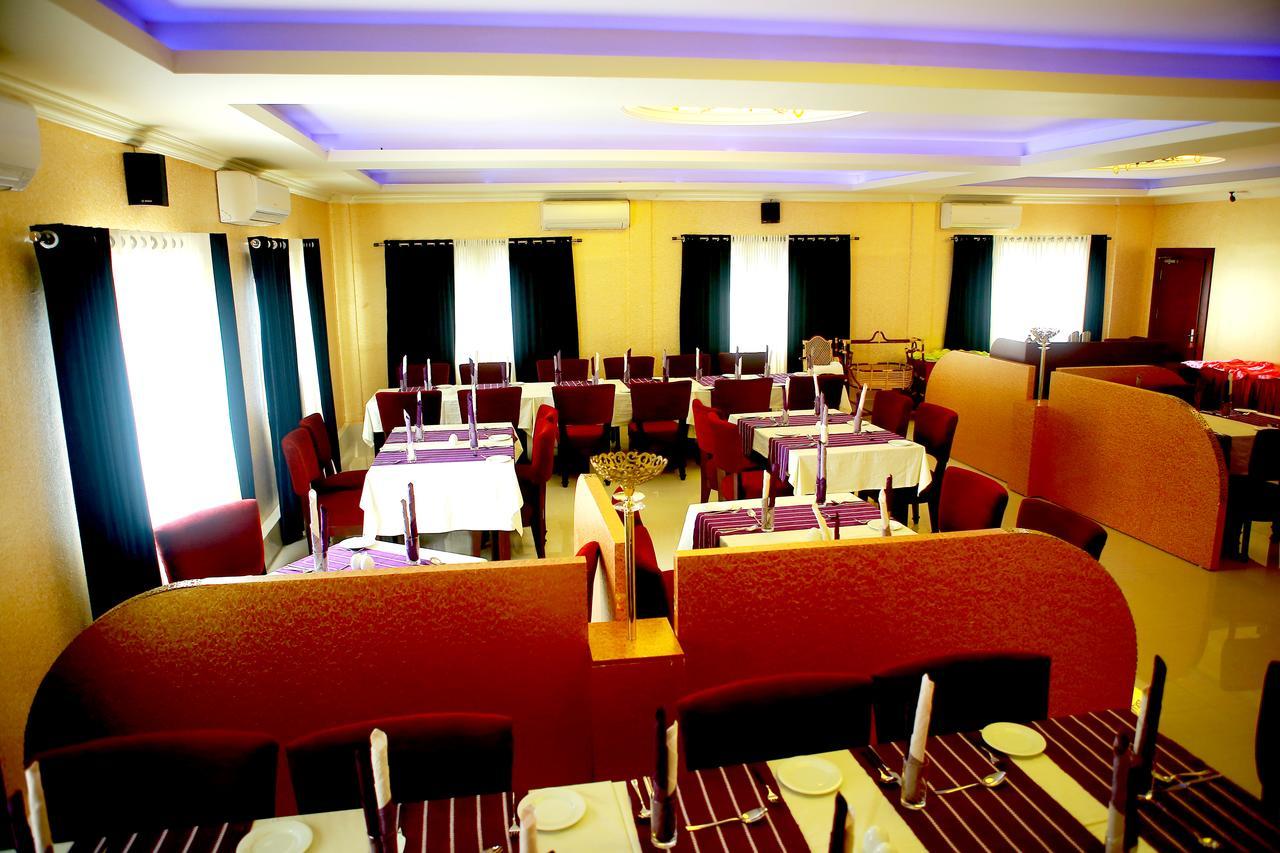 Seashore Residency Kodungallur Экстерьер фото