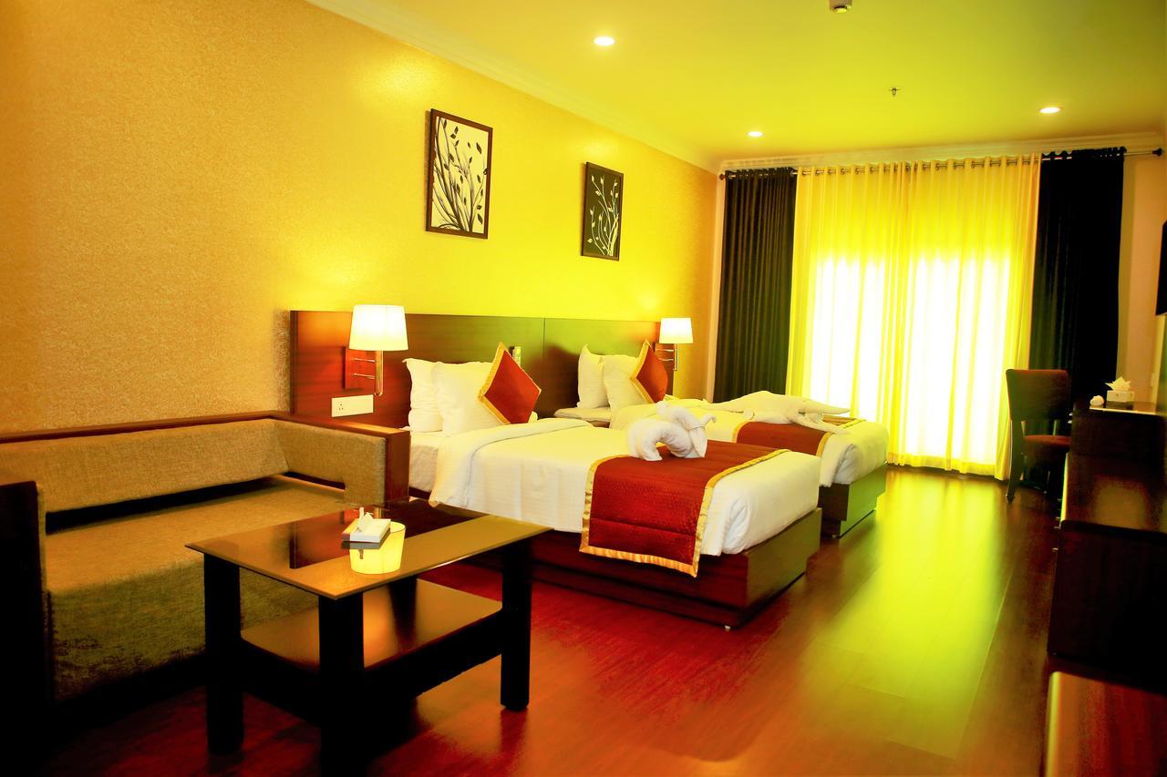 Seashore Residency Kodungallur Номер фото