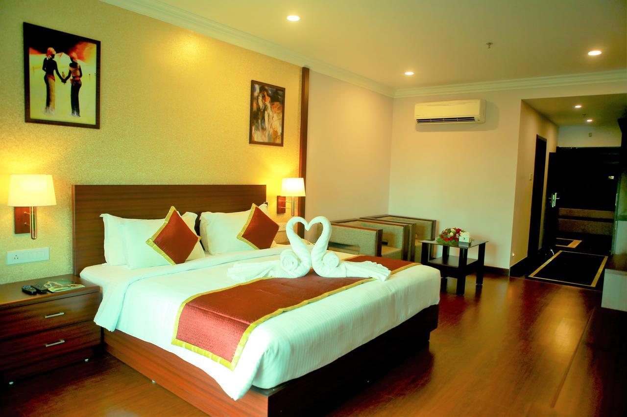 Seashore Residency Kodungallur Экстерьер фото