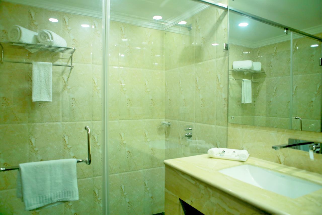 Seashore Residency Kodungallur Экстерьер фото