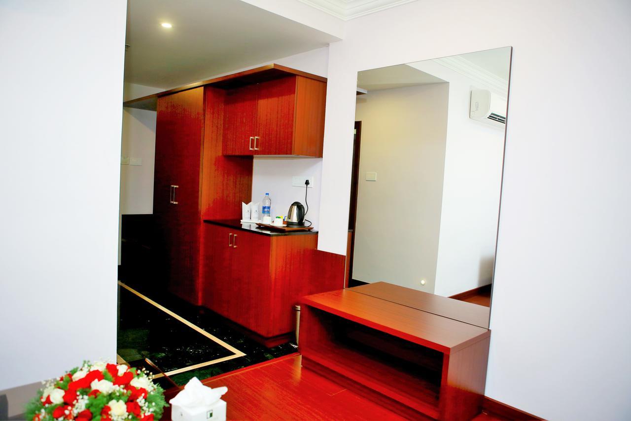Seashore Residency Kodungallur Экстерьер фото