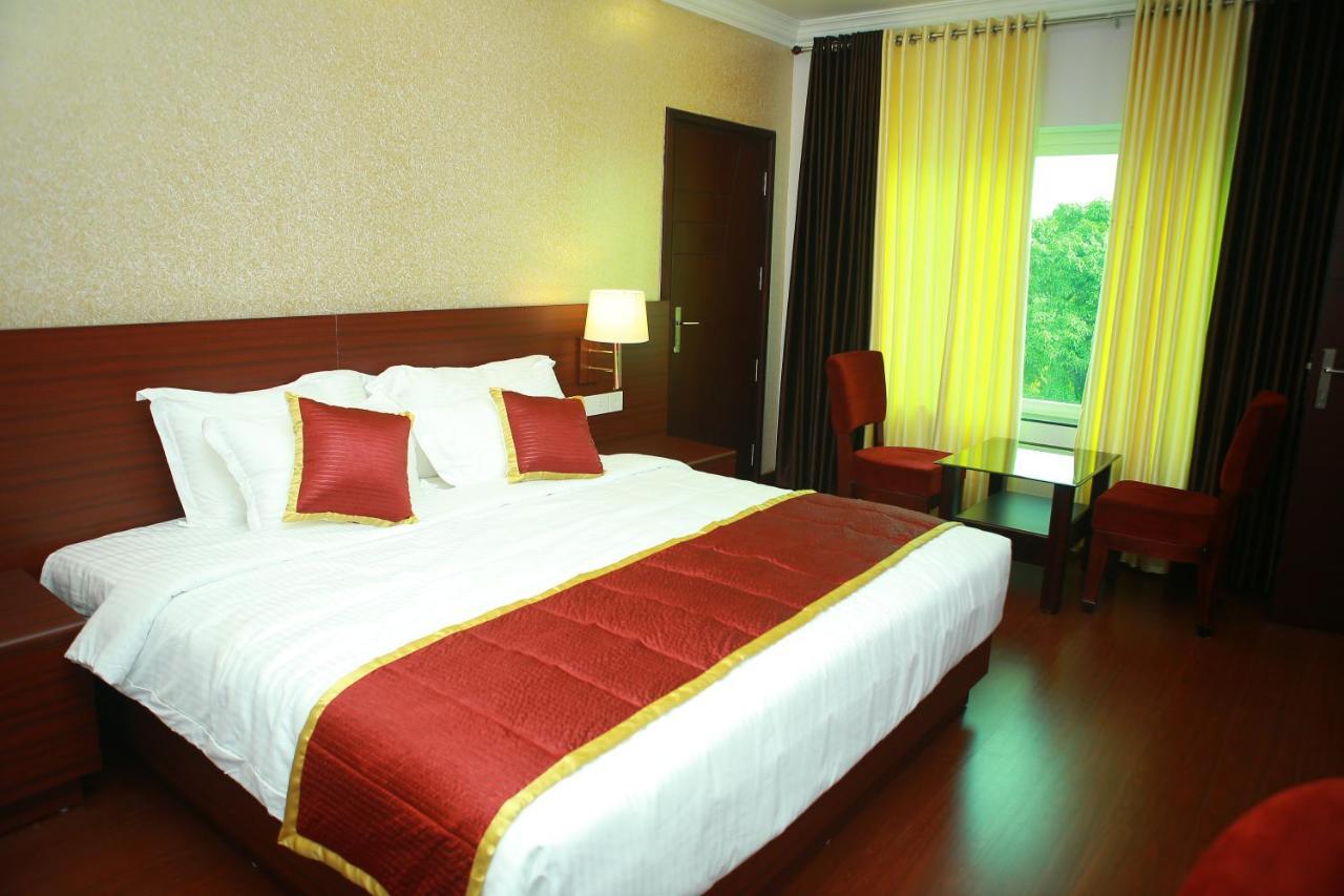 Seashore Residency Kodungallur Экстерьер фото